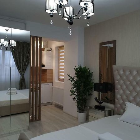 Studio Rendez-Vous Baneasa Bucharest Exterior photo
